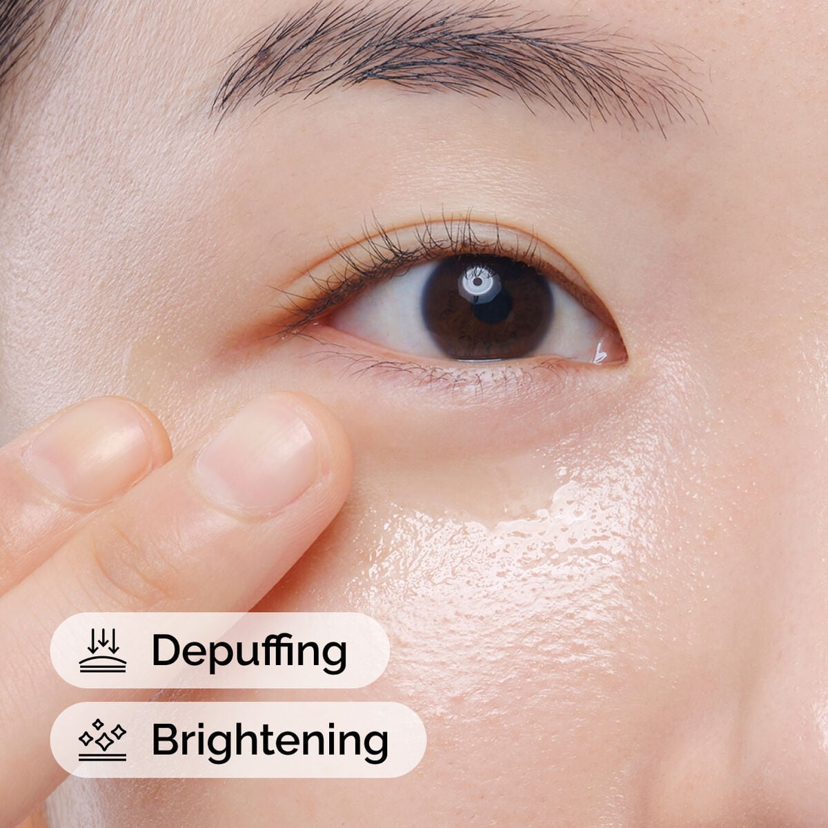 caffeine-solution-5-egcg-eye-serum-s8 ord-caffeine-solution-egcg-model-application-with-benefits.jpg