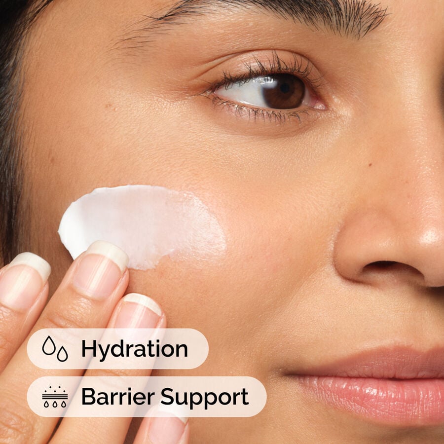natural-moisturizing-factors-ha-e6 ord-natural-moisturizing-factors-ha-model-application-with-benefits.jpg